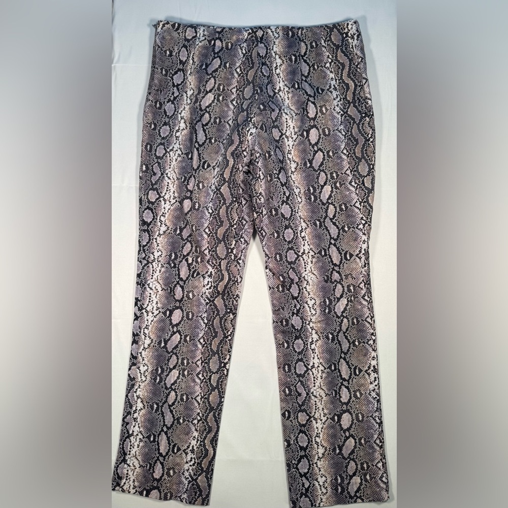 Michael by Michael Kors Black, purple and Gray Snake crop Print Pants - Picture 4 of 4